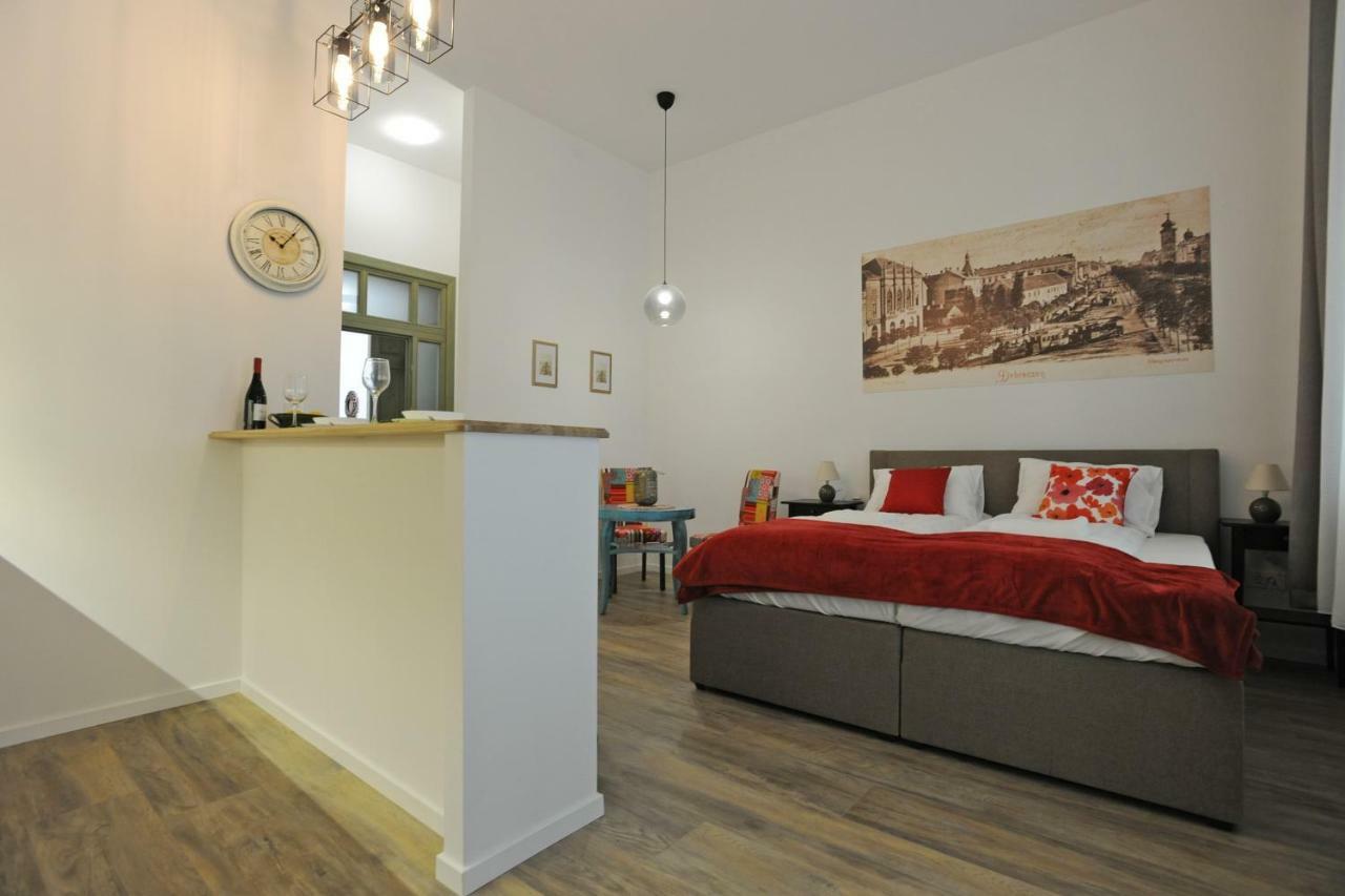 M37 Apartman Debrecín Exteriér fotografie